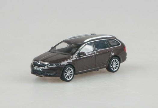 Auto Skoda Octavia Combi (2013), Topas Braun Metallic